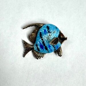 VTG Les Bernard Sterling Angelfish Light Blue Enamel Brooch Pink Stone Signed